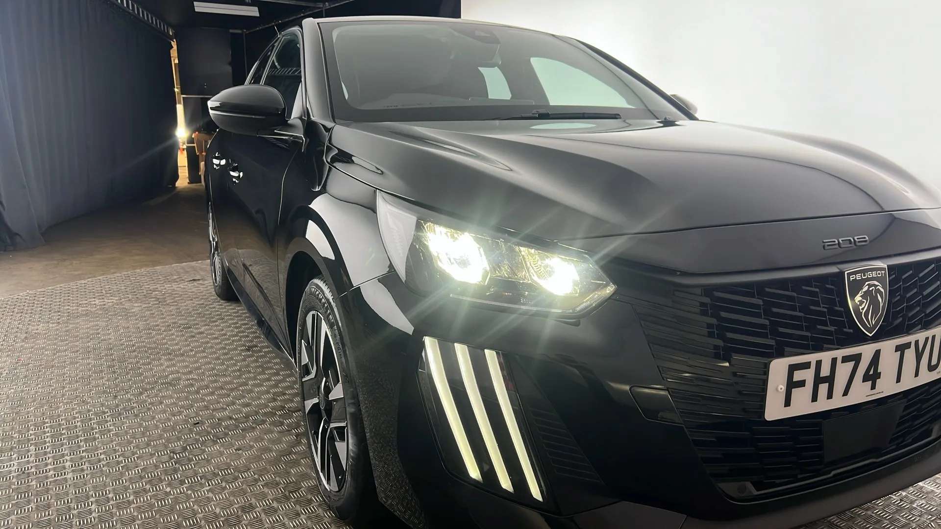 2025 PEUGEOT 208 2025 PEUGEOT 208