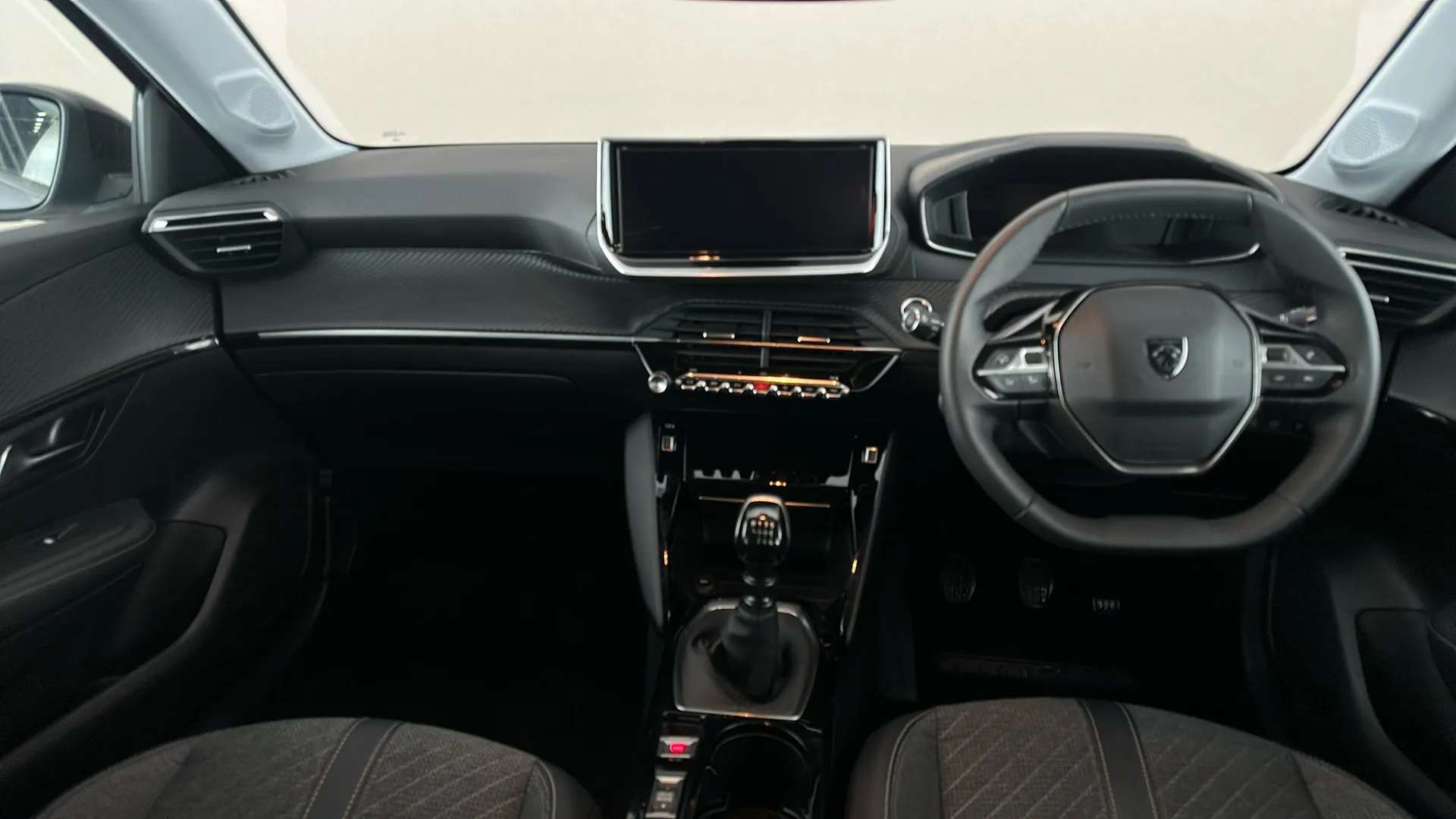 2024 PEUGEOT 208 2024 PEUGEOT 208