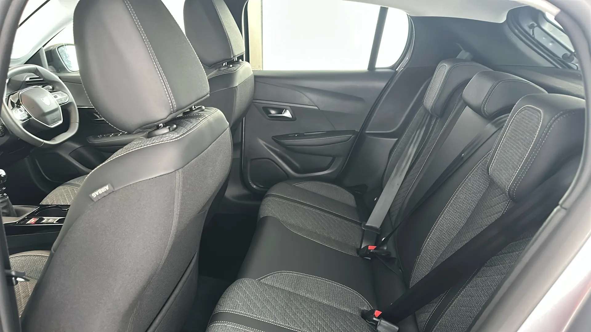 2024 PEUGEOT 208 2024 PEUGEOT 208