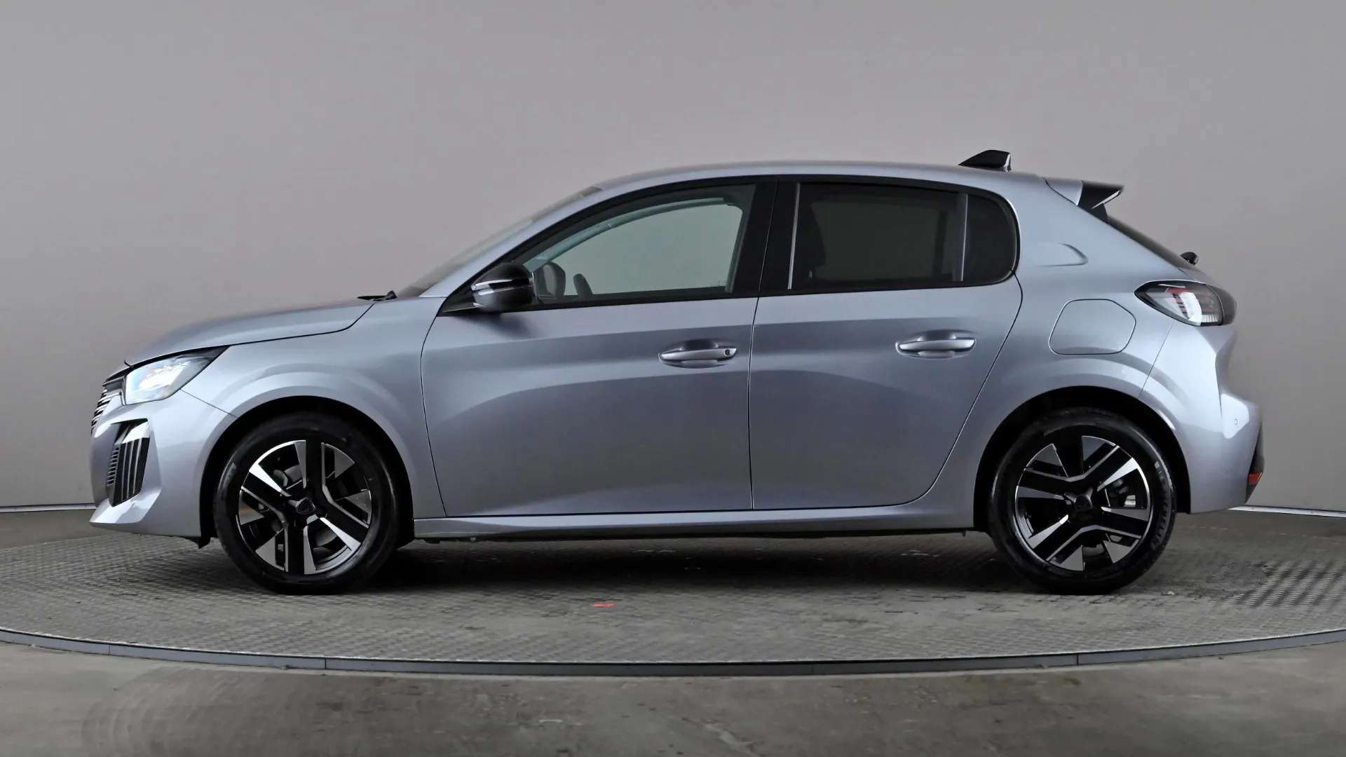 A 2025 PEUGEOT 208 1.2 PureTech 100 Allure A 2025 PEUGEOT 208 1.2 PureTech 100 Allure