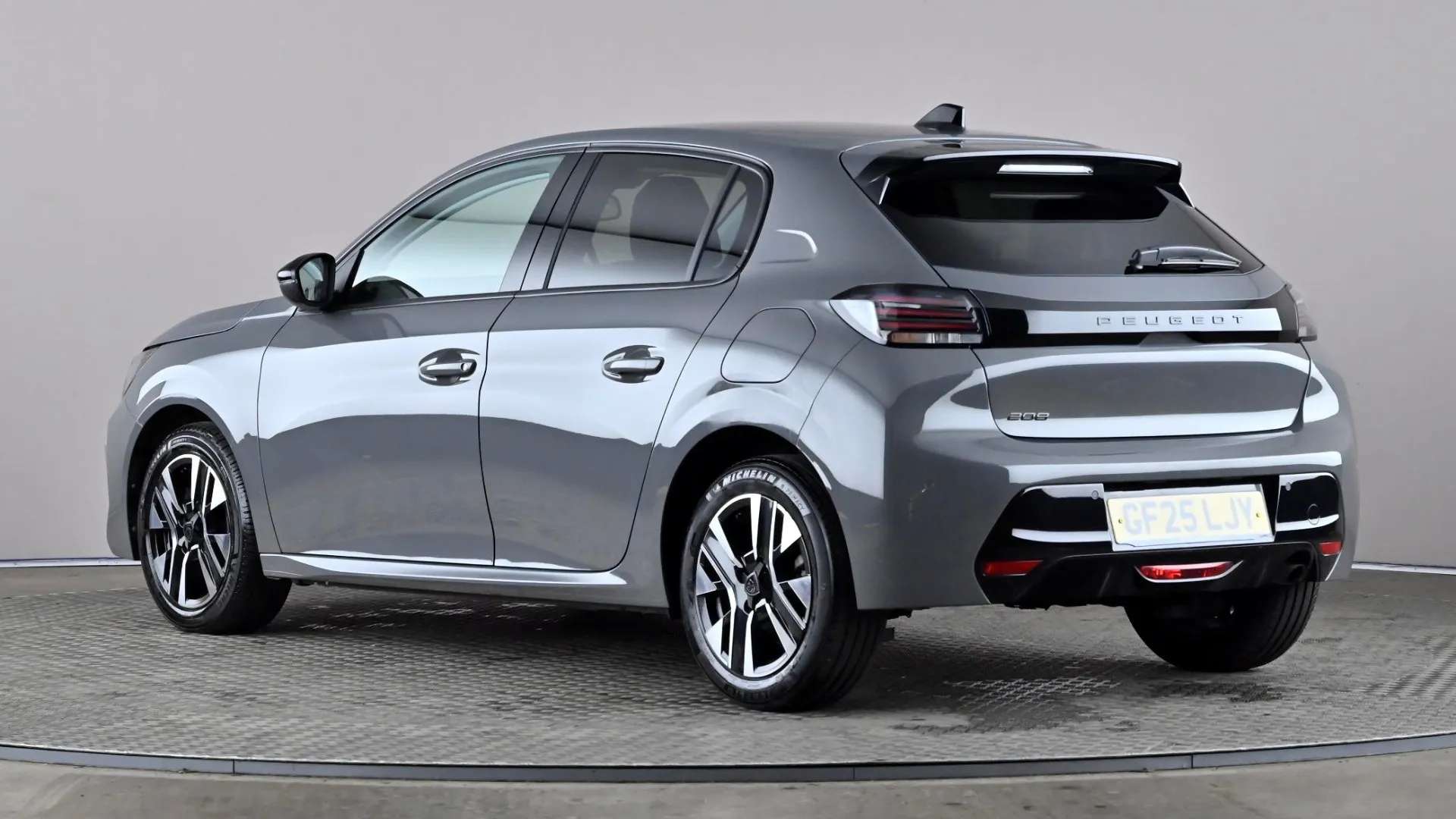 A 2025 PEUGEOT 208 1.2 PureTech 100 Allure A 2025 PEUGEOT 208 1.2 PureTech 100 Allure