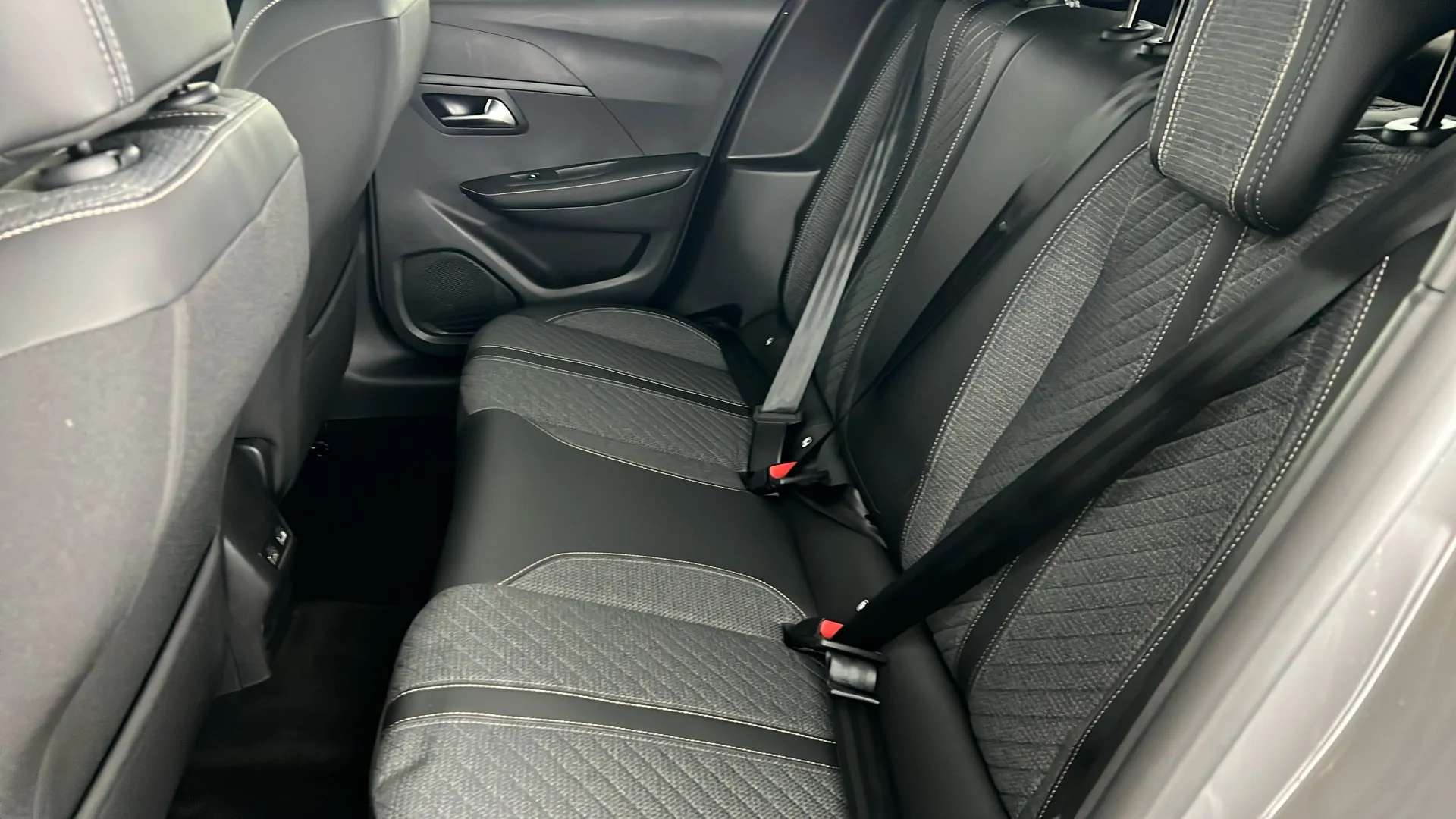 2025 PEUGEOT 208 2025 PEUGEOT 208