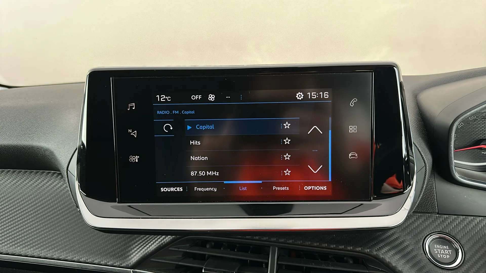 2021 PEUGEOT 208 2021 PEUGEOT 208