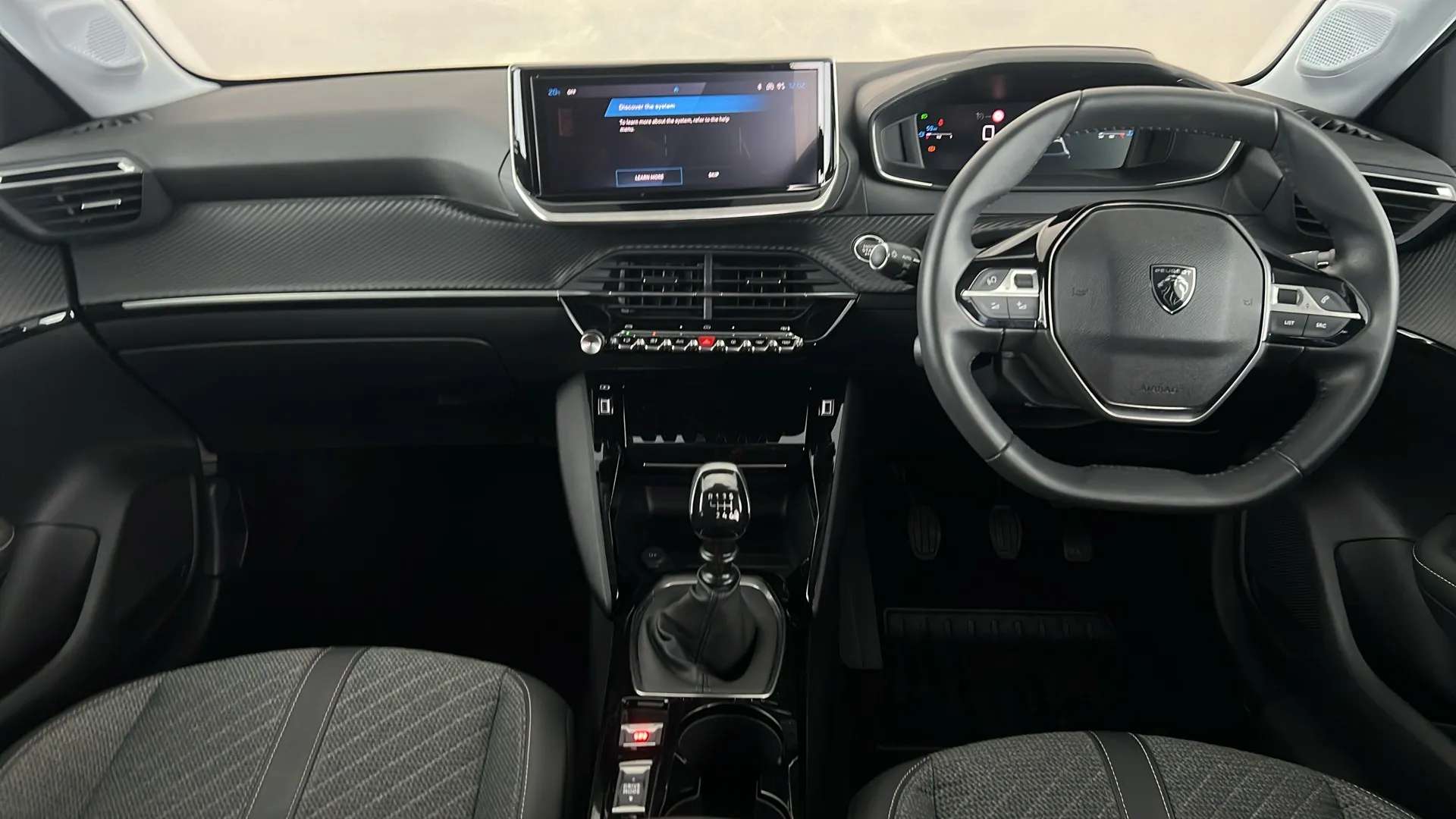 2024 PEUGEOT 208 2024 PEUGEOT 208