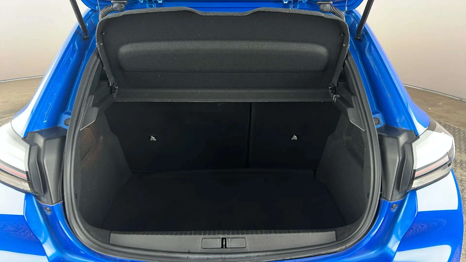2024 PEUGEOT 208 2024 PEUGEOT 208