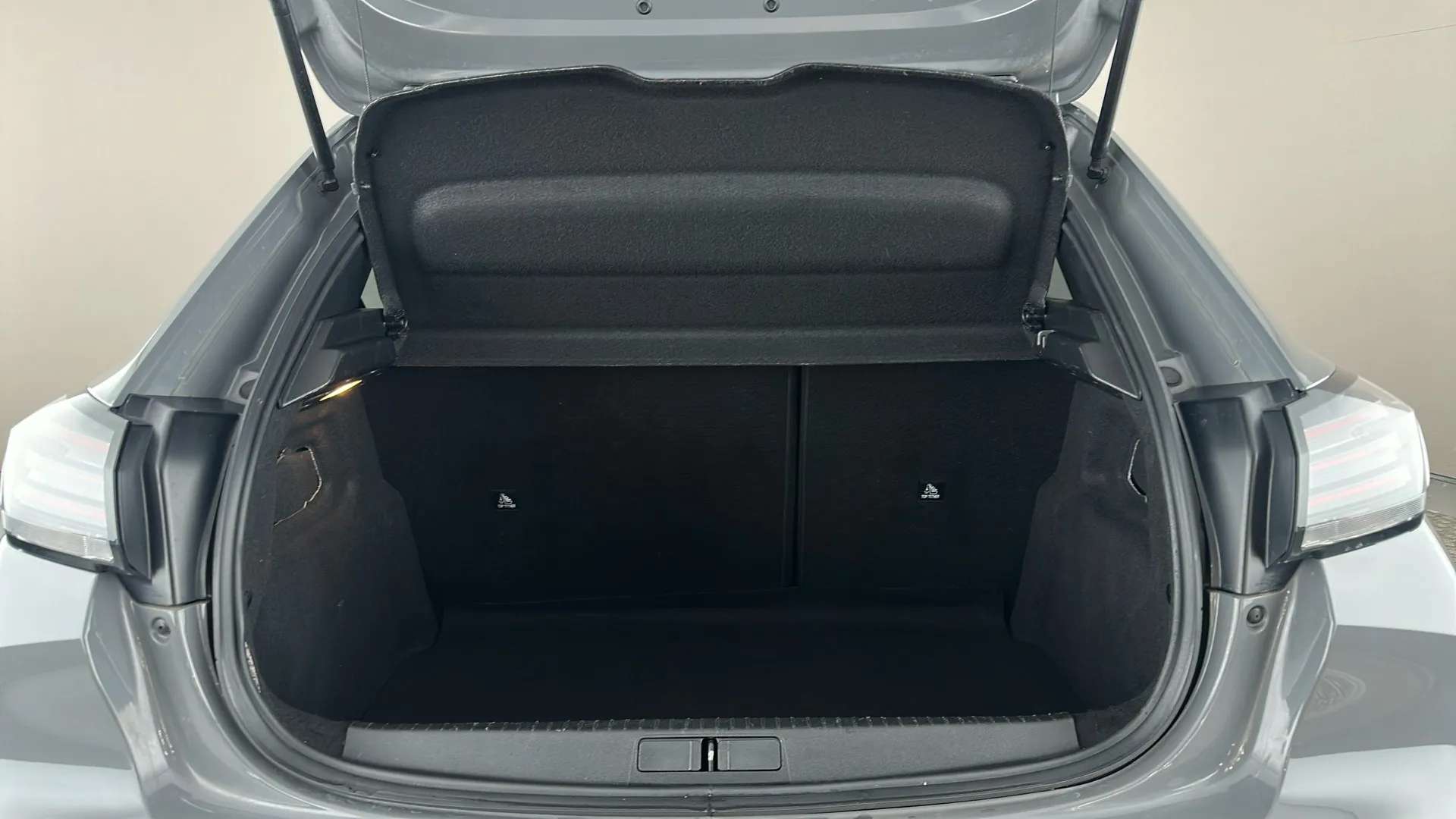 2024 PEUGEOT 208 2024 PEUGEOT 208