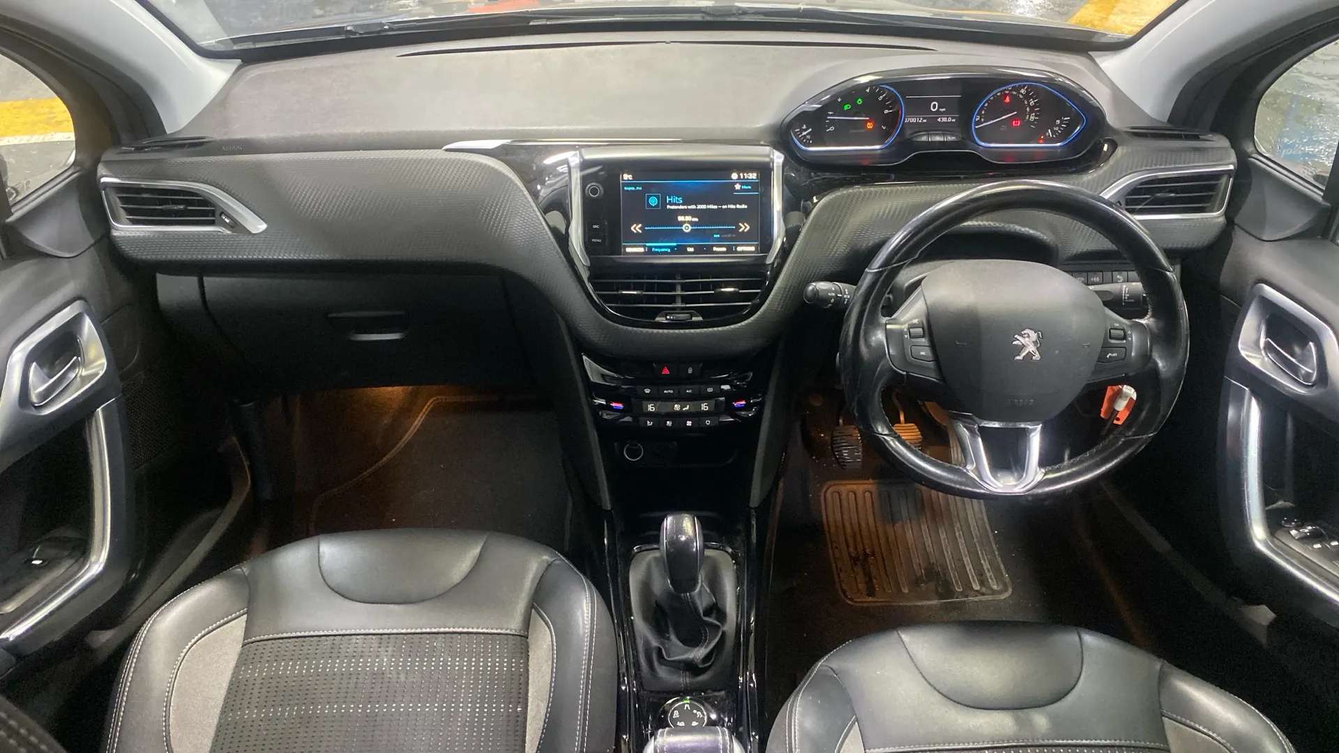 A 2018 PEUGEOT 2008 1.2 PureTech 110 Allure A 2018 PEUGEOT 2008 1.2 PureTech 110 Allure