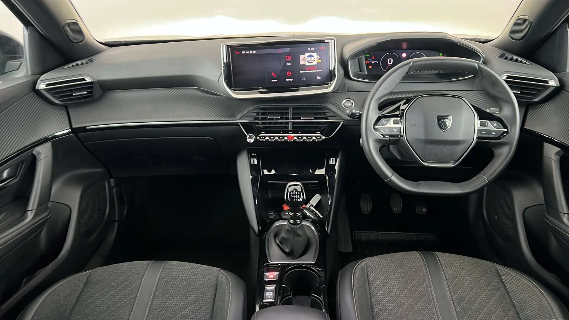 2024 PEUGEOT 2008 2024 PEUGEOT 2008