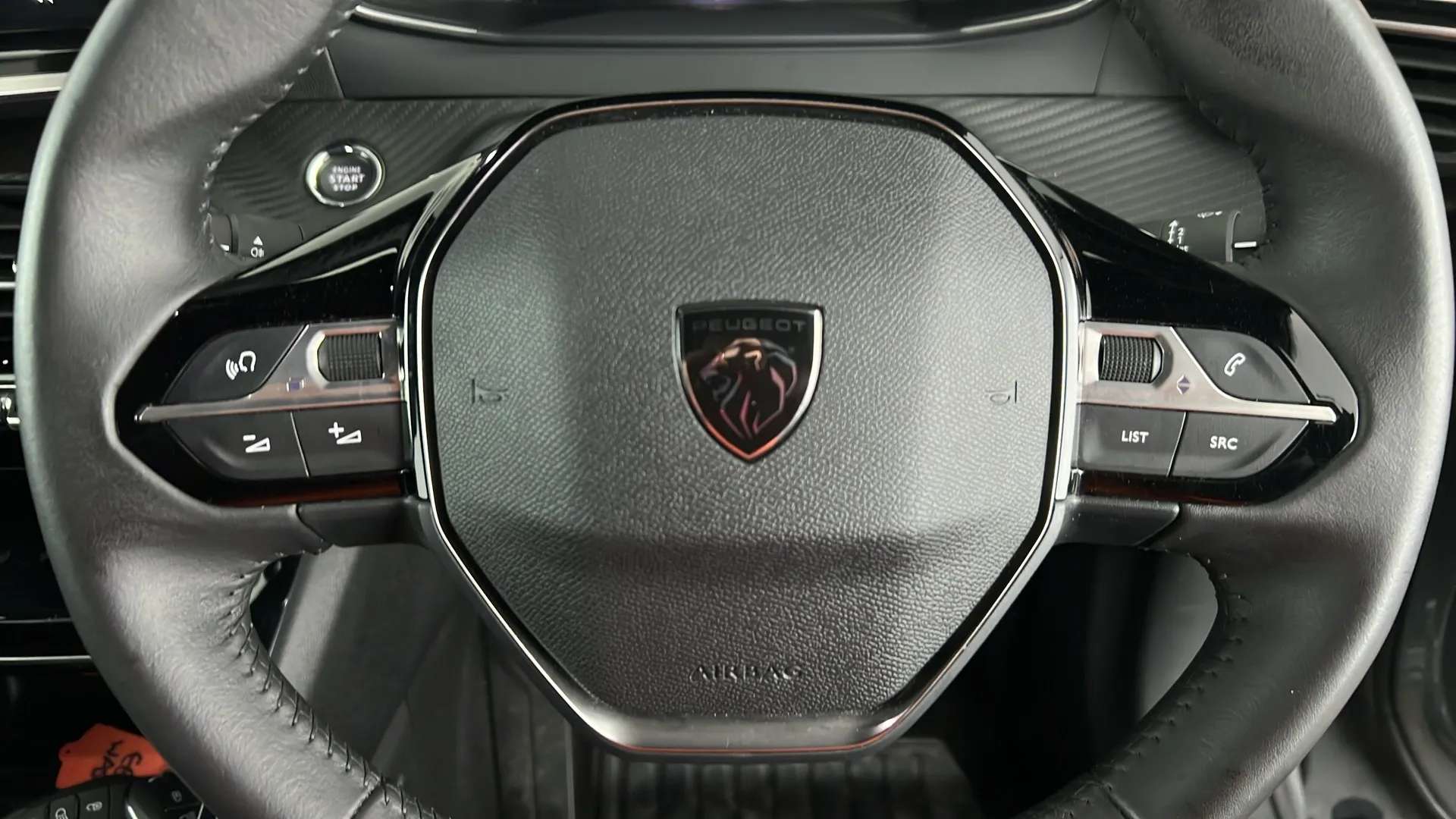 2024 PEUGEOT 2008 2024 PEUGEOT 2008