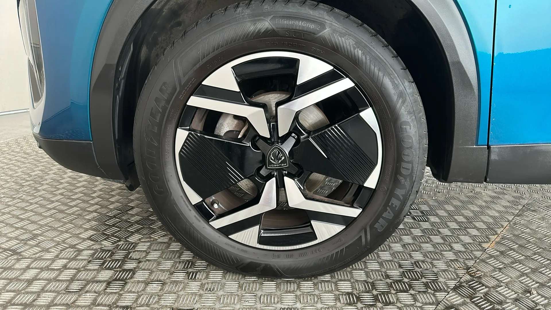 2025 PEUGEOT 2008 2025 PEUGEOT 2008