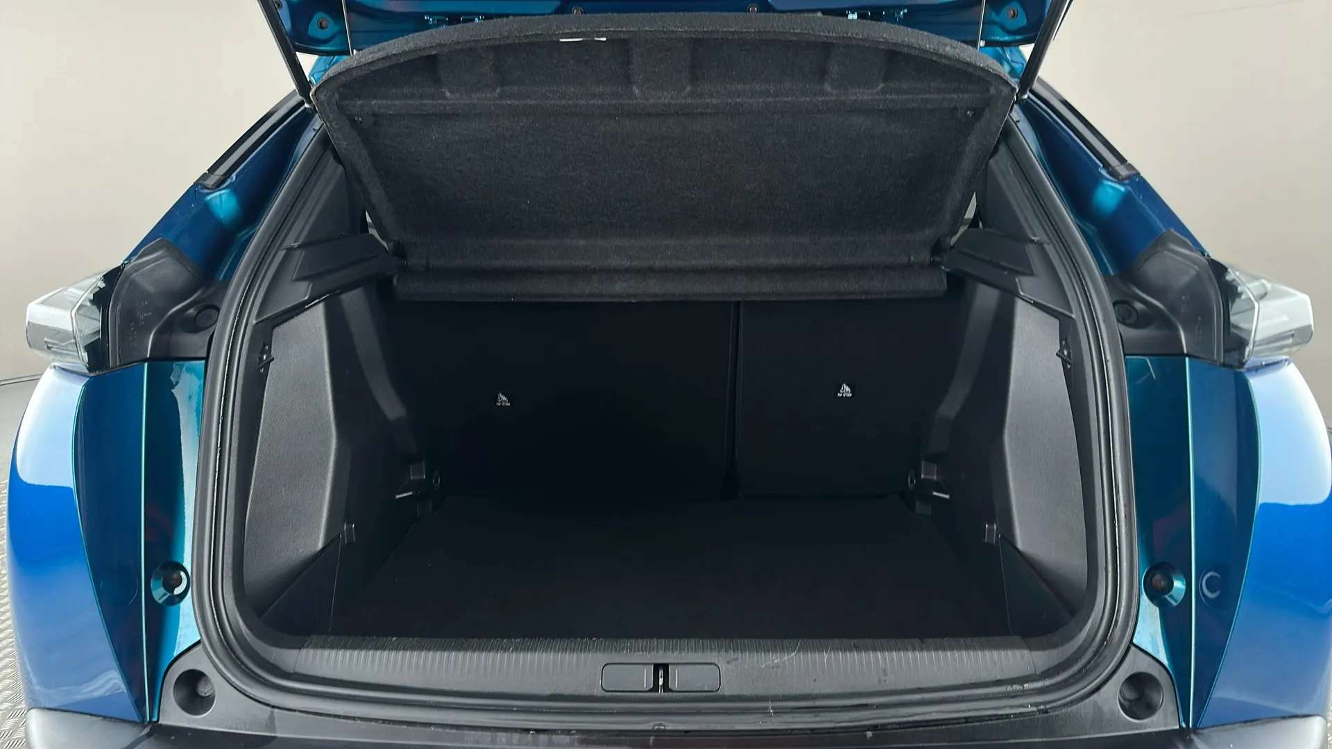 2025 PEUGEOT 2008 2025 PEUGEOT 2008