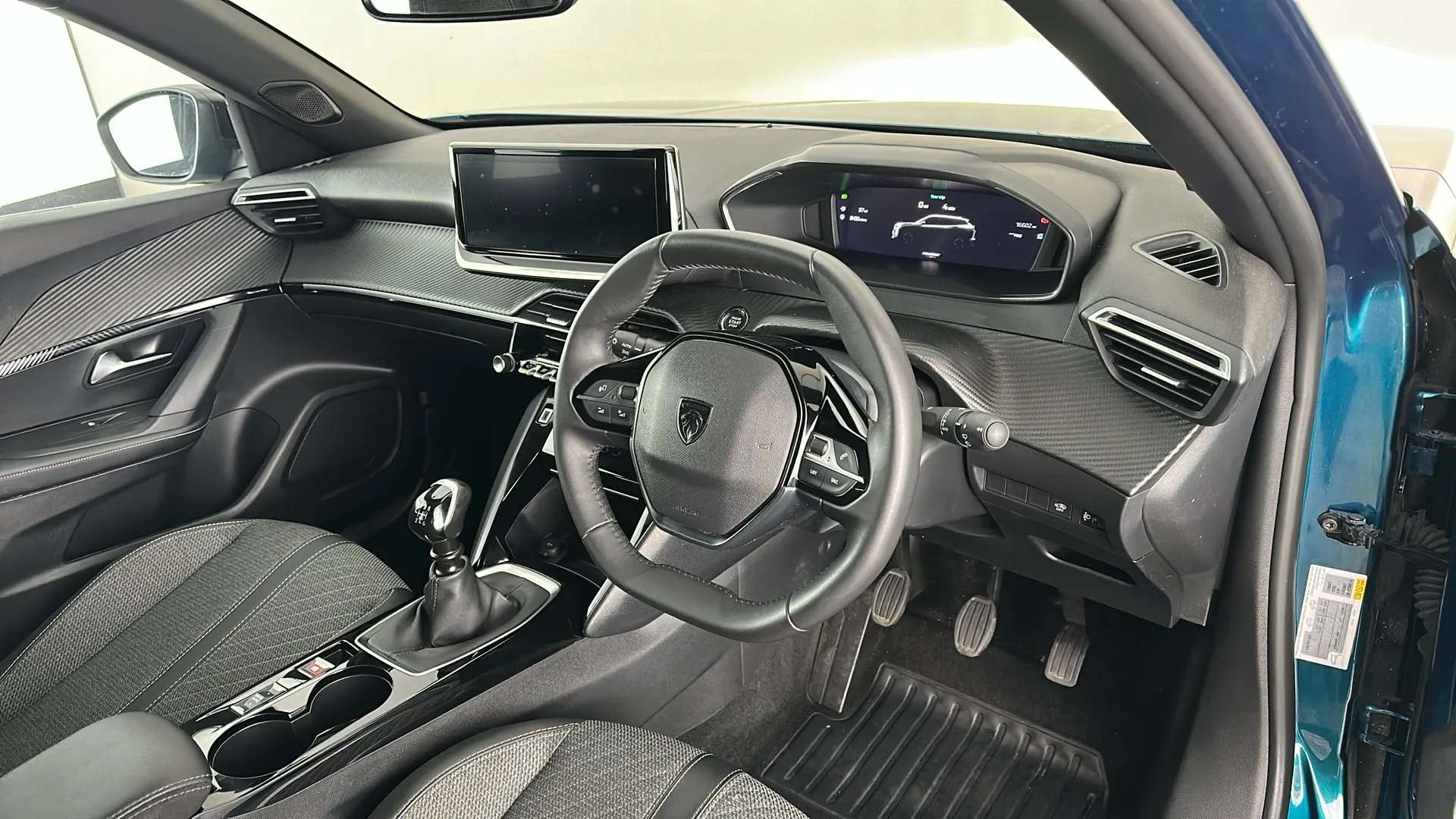 2025 PEUGEOT 2008 2025 PEUGEOT 2008