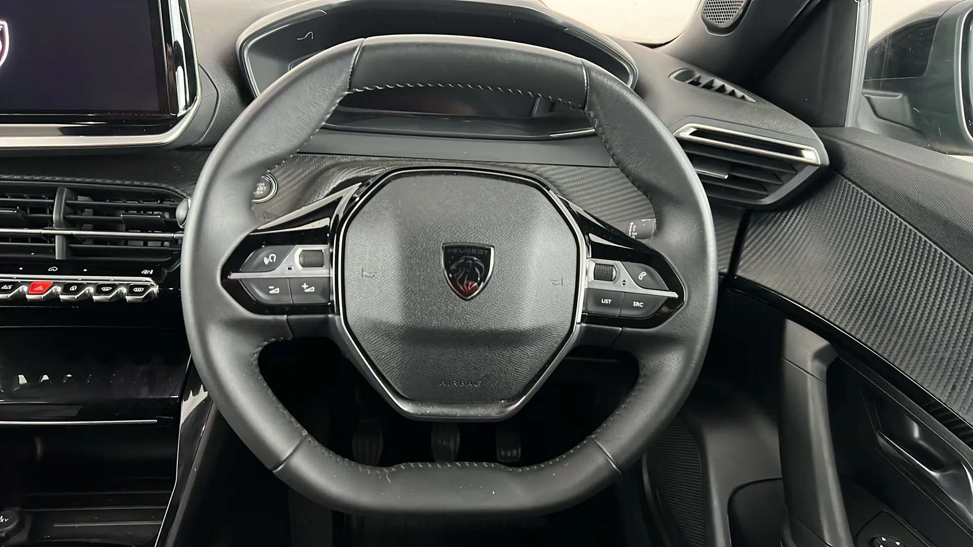 2024 PEUGEOT 2008 2024 PEUGEOT 2008