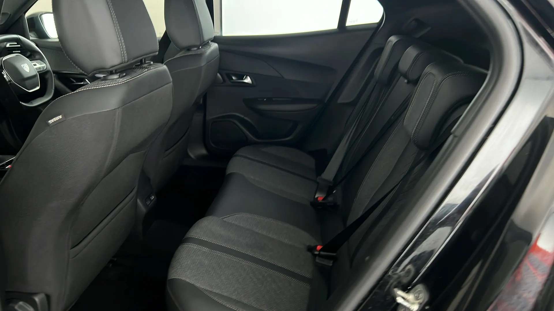 2024 PEUGEOT 2008 2024 PEUGEOT 2008