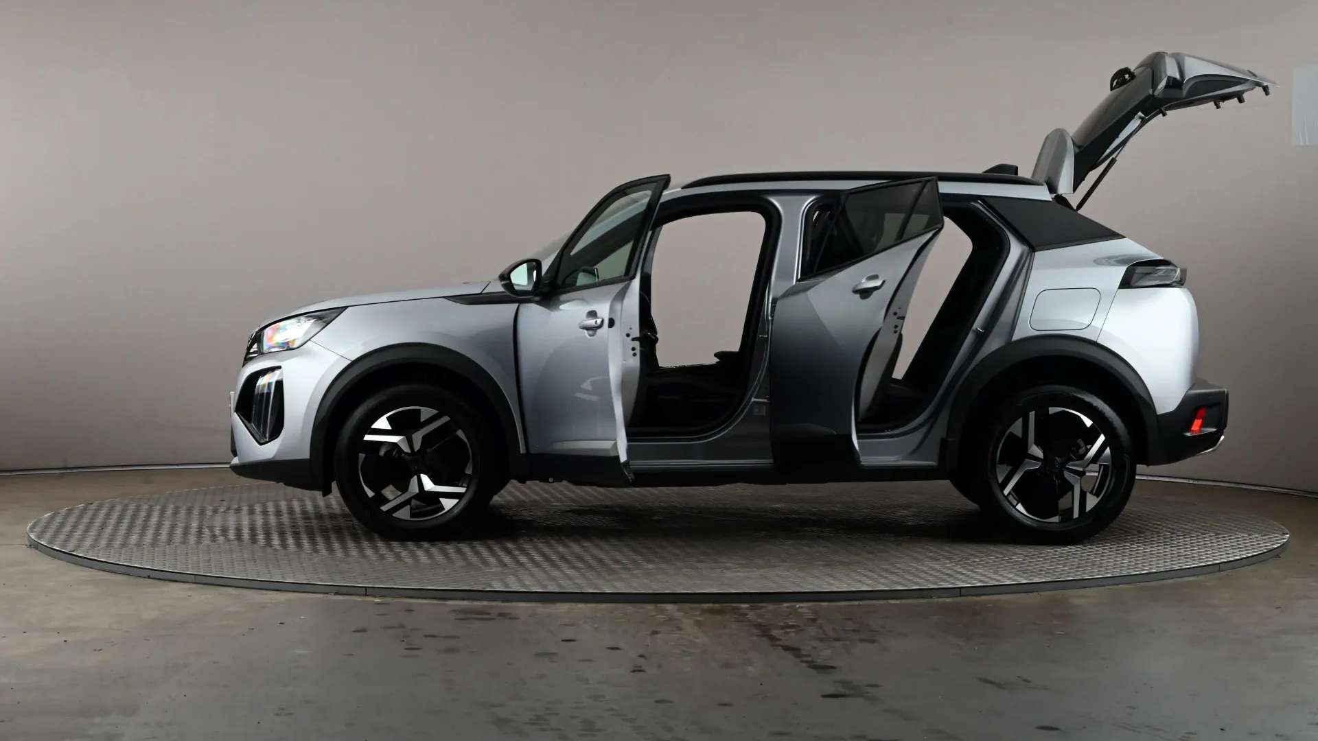 2024 PEUGEOT 2008 2024 PEUGEOT 2008