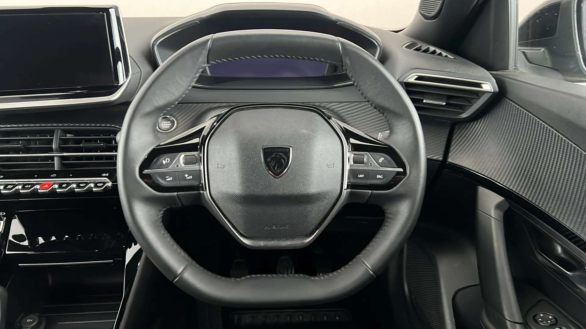 2024 PEUGEOT 2008 2024 PEUGEOT 2008