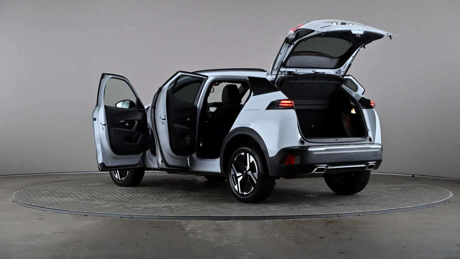 2024 PEUGEOT 2008 2024 PEUGEOT 2008