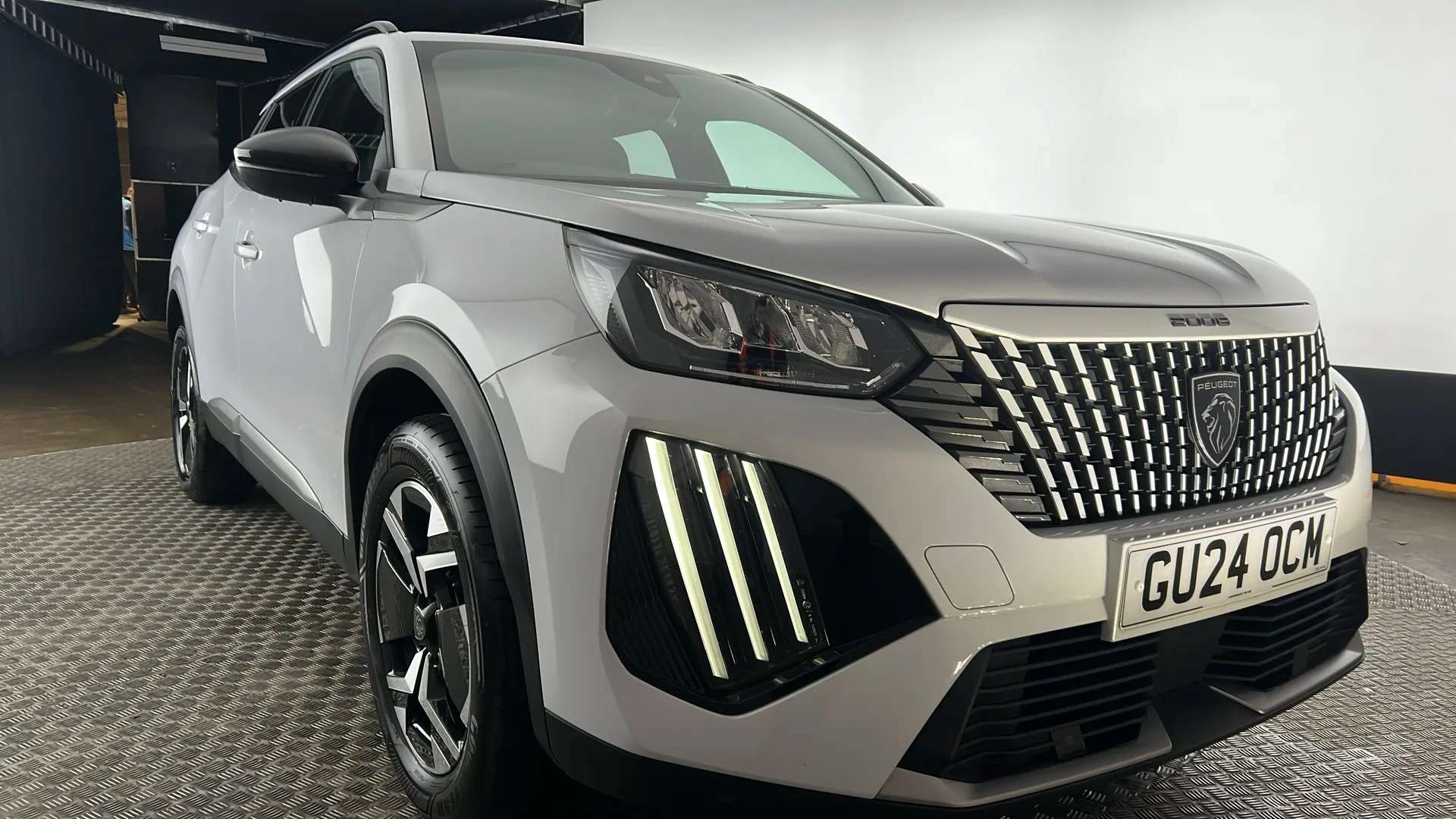 2024 PEUGEOT 2008 2024 PEUGEOT 2008