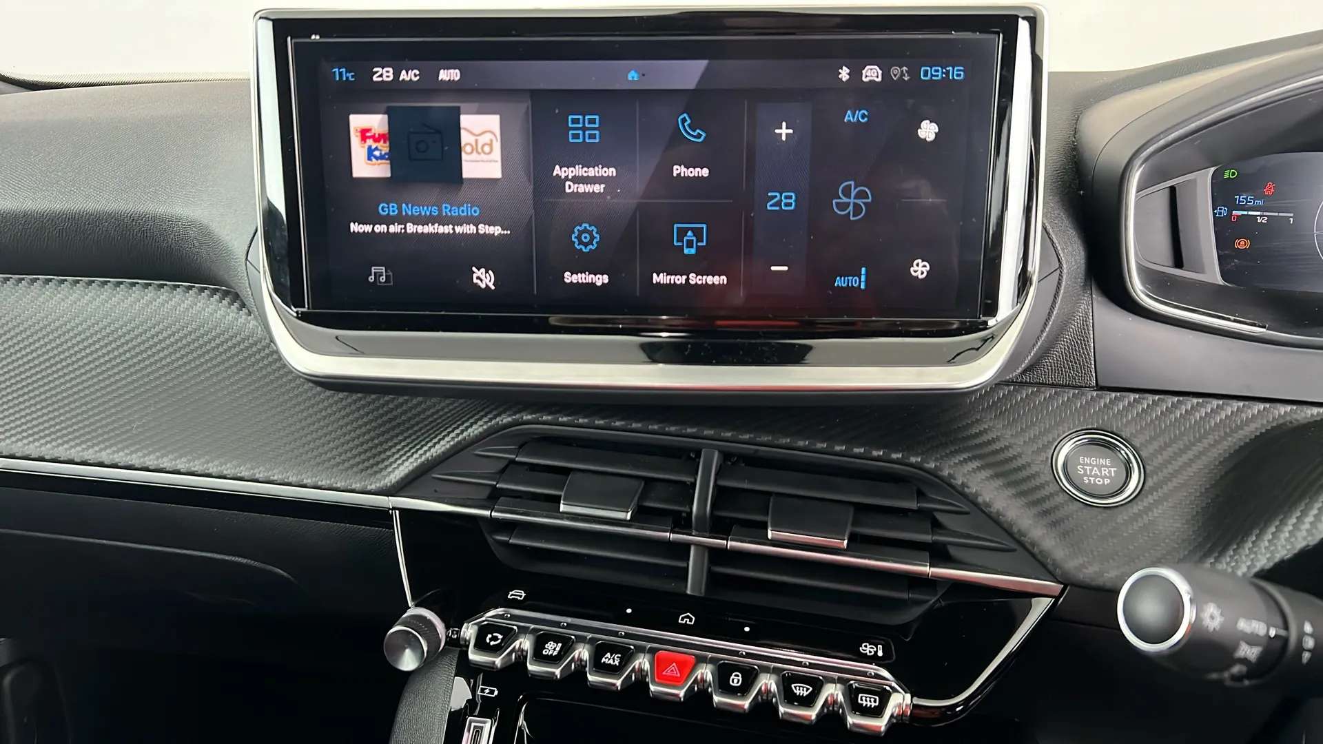 2024 PEUGEOT 2008 2024 PEUGEOT 2008