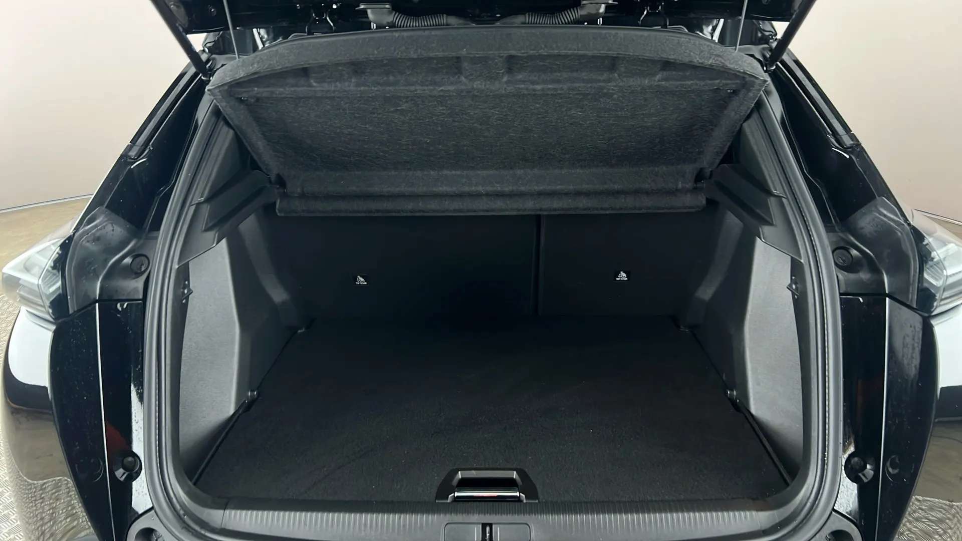 2024 PEUGEOT 2008 2024 PEUGEOT 2008