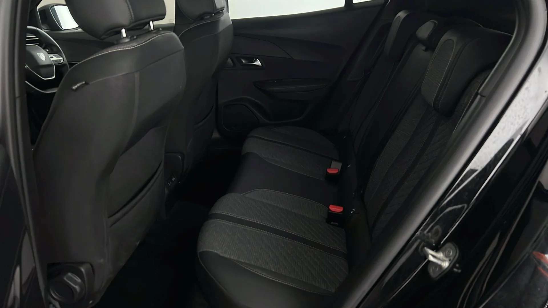 2023 PEUGEOT 2008 2023 PEUGEOT 2008