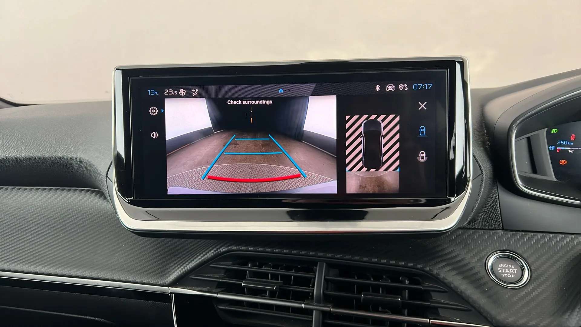 2023 PEUGEOT 2008 2023 PEUGEOT 2008