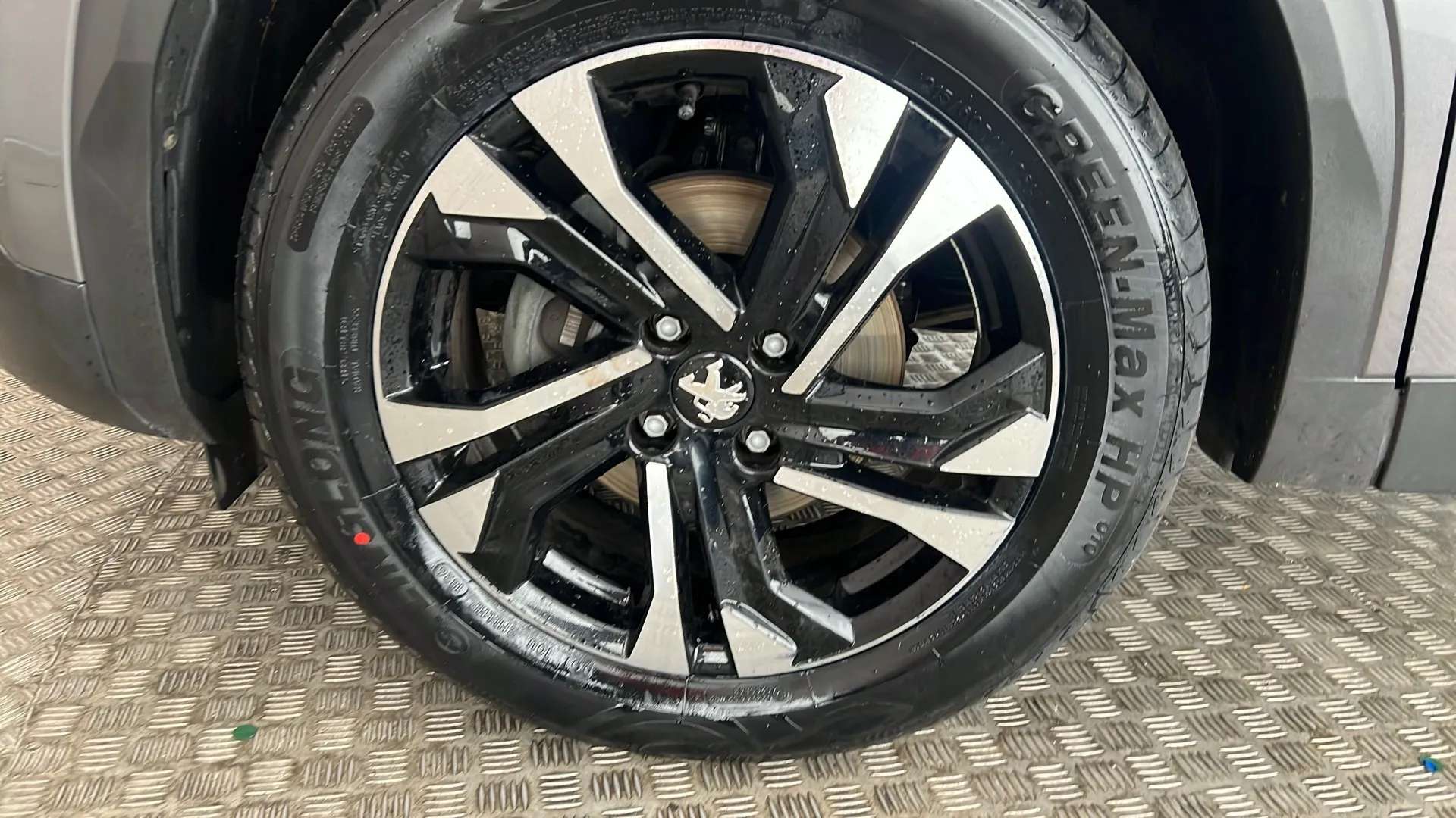 2021 PEUGEOT 2008 2021 PEUGEOT 2008