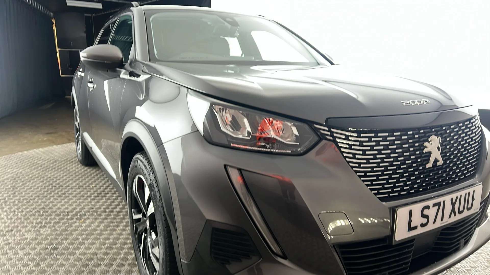 2021 PEUGEOT 2008 2021 PEUGEOT 2008