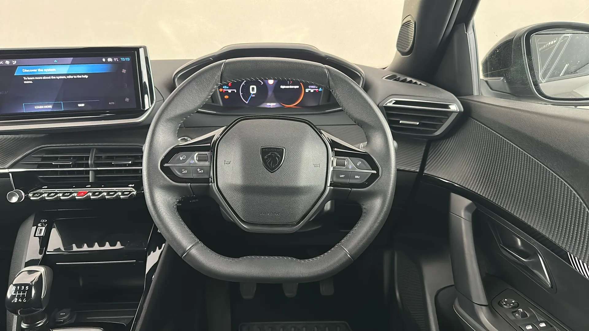 2024 PEUGEOT 2008 2024 PEUGEOT 2008