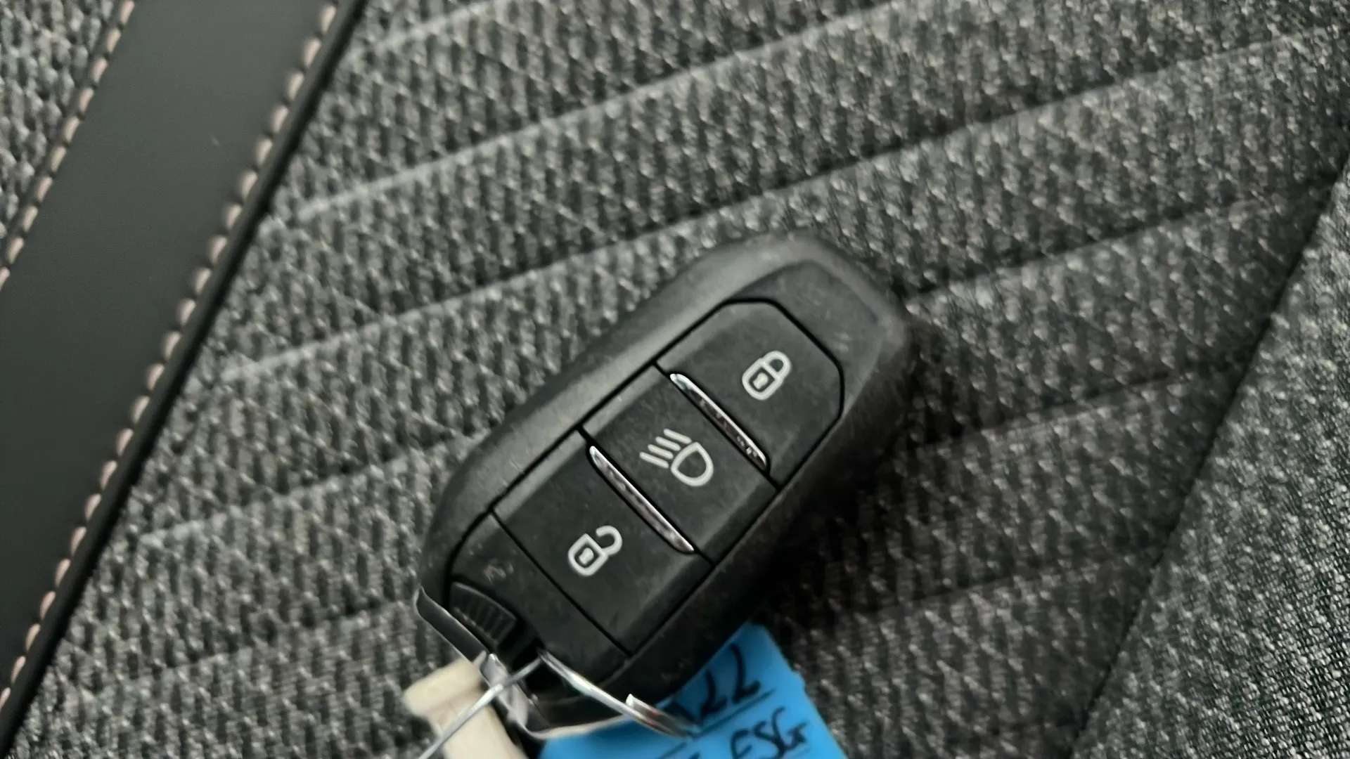 2025 PEUGEOT 2008 2025 PEUGEOT 2008