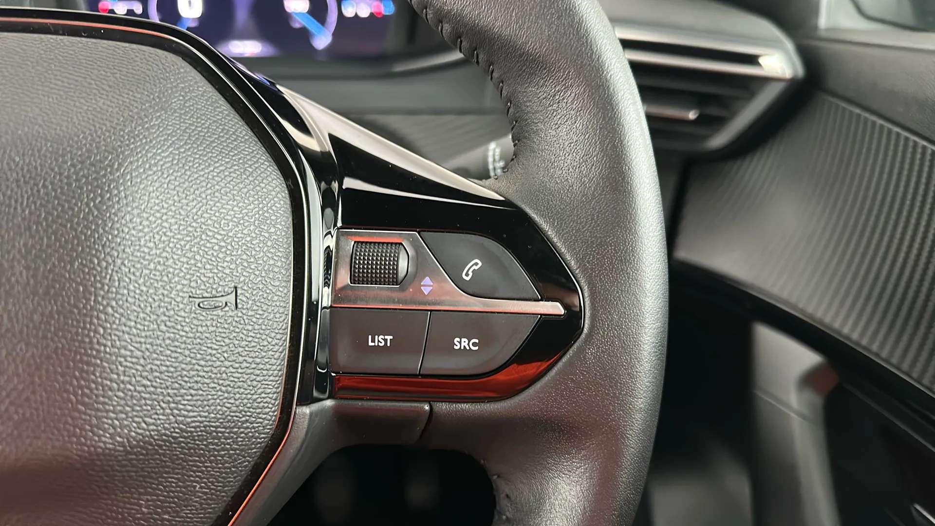 2023 PEUGEOT 2008 2023 PEUGEOT 2008