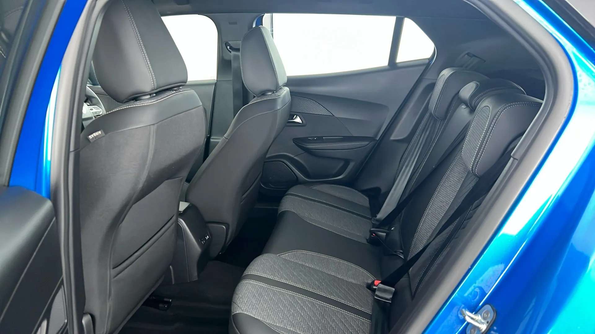 2024 PEUGEOT 2008 2024 PEUGEOT 2008