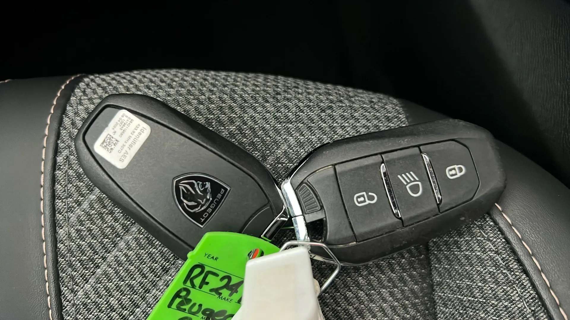 2024 PEUGEOT 2008 2024 PEUGEOT 2008