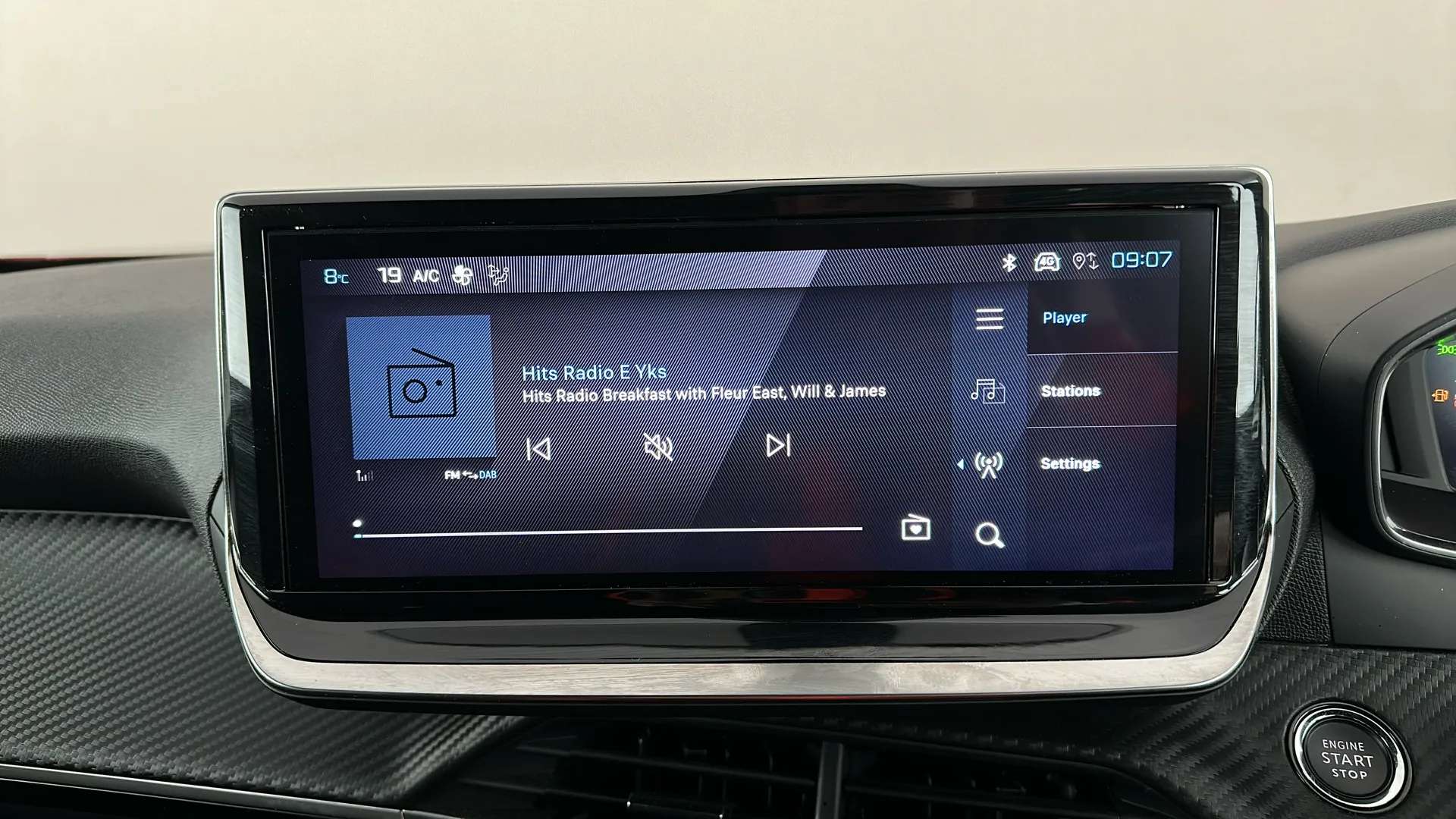 2023 PEUGEOT 2008 2023 PEUGEOT 2008