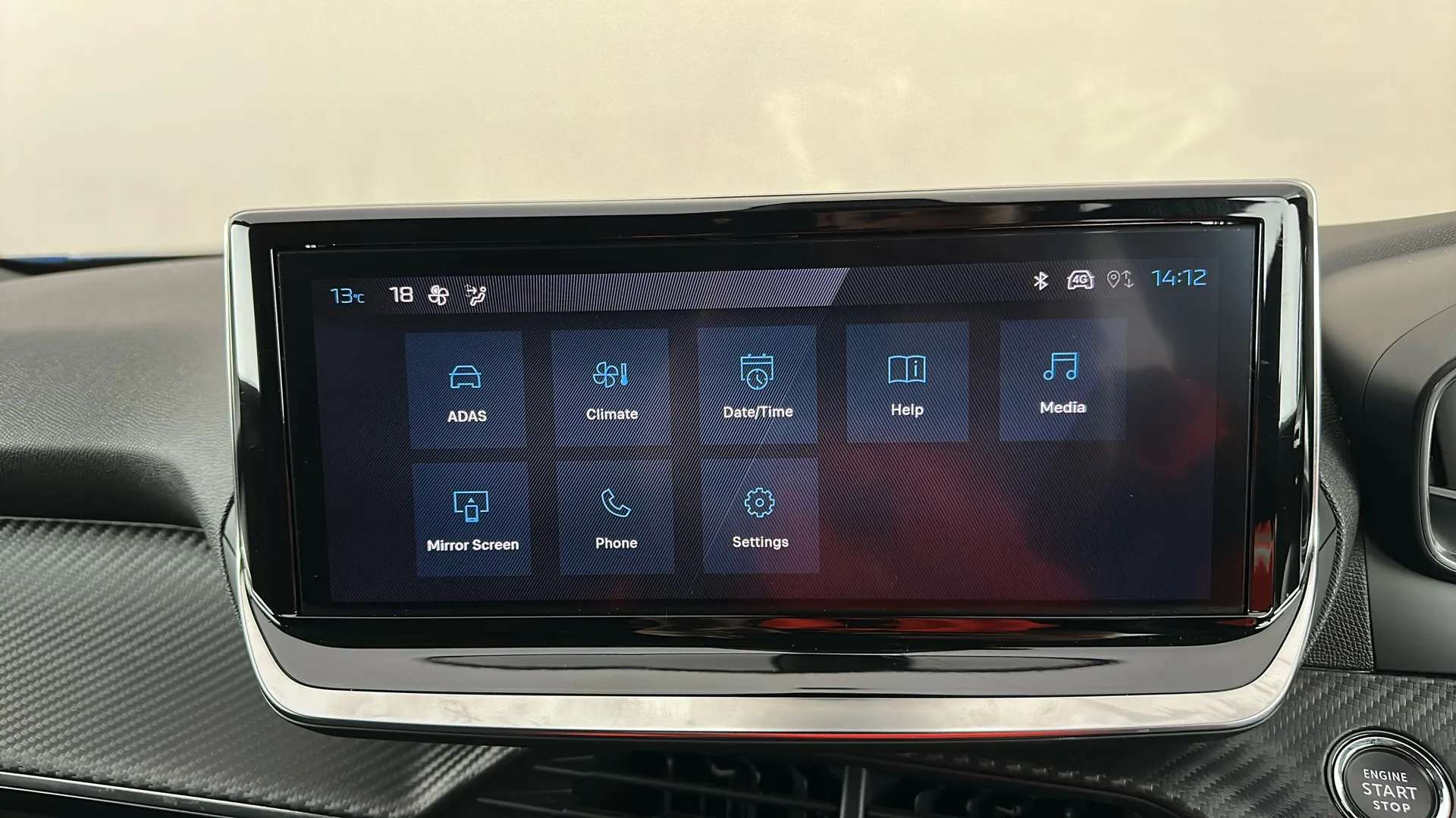 2023 PEUGEOT 2008 2023 PEUGEOT 2008