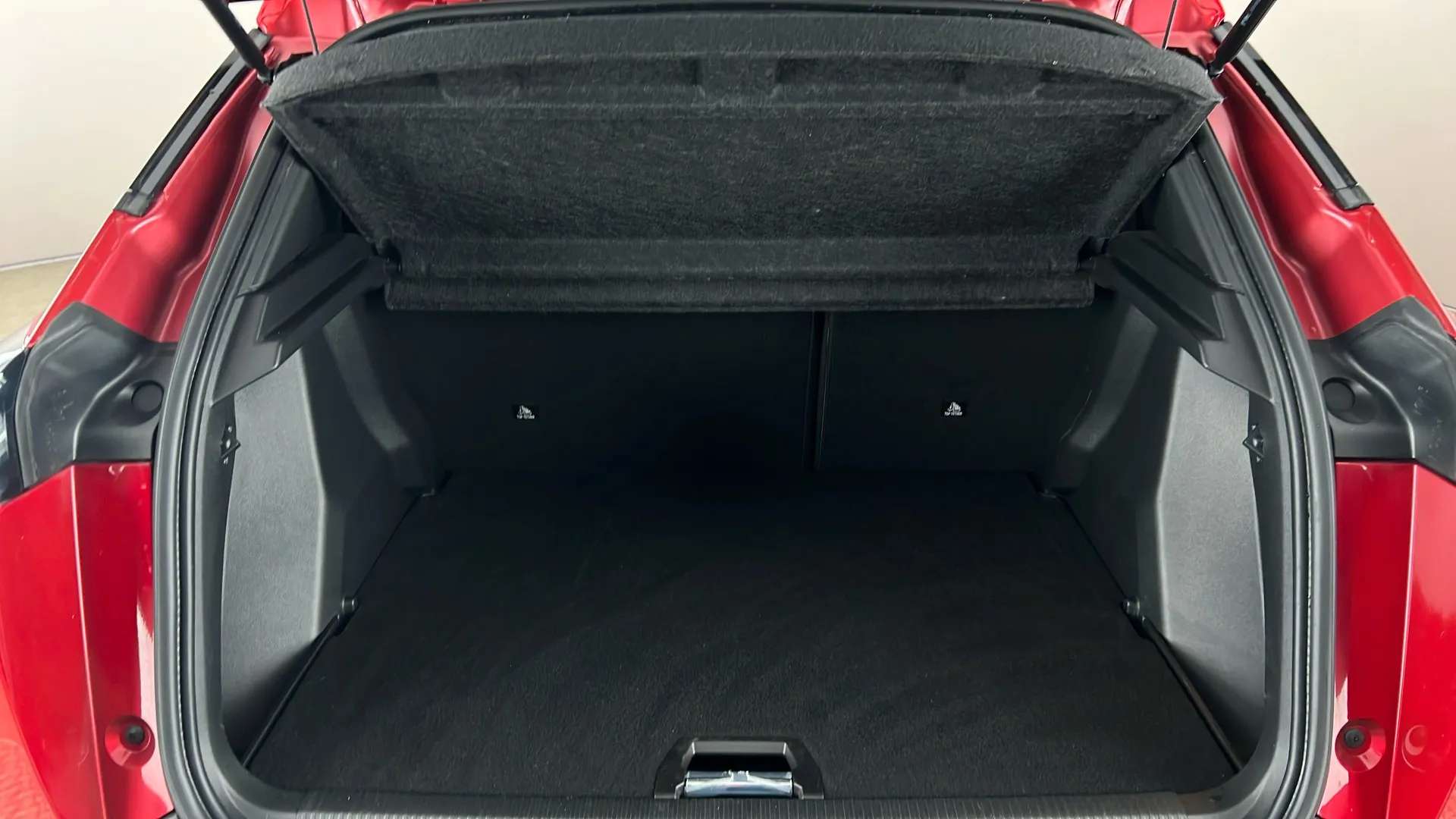 2024 PEUGEOT 2008 2024 PEUGEOT 2008