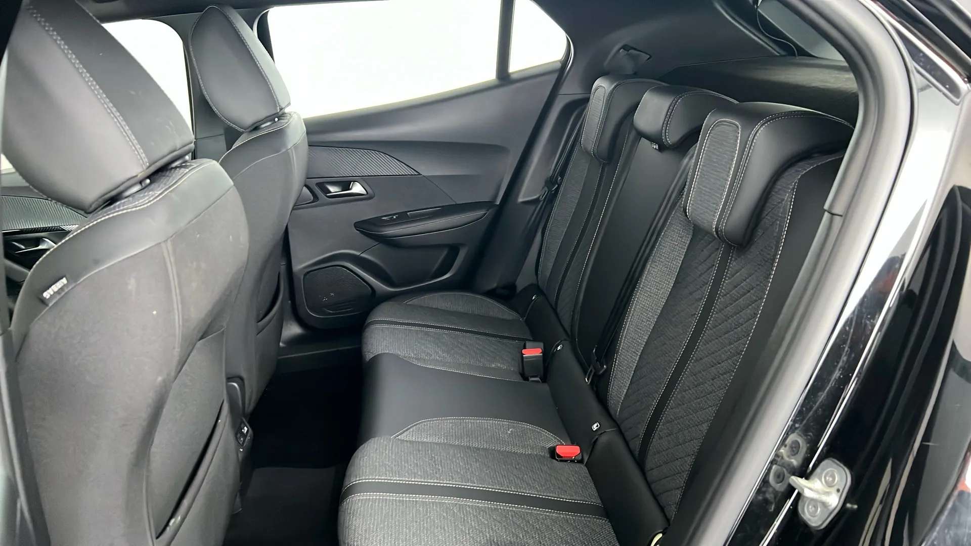 2025 PEUGEOT 2008 2025 PEUGEOT 2008