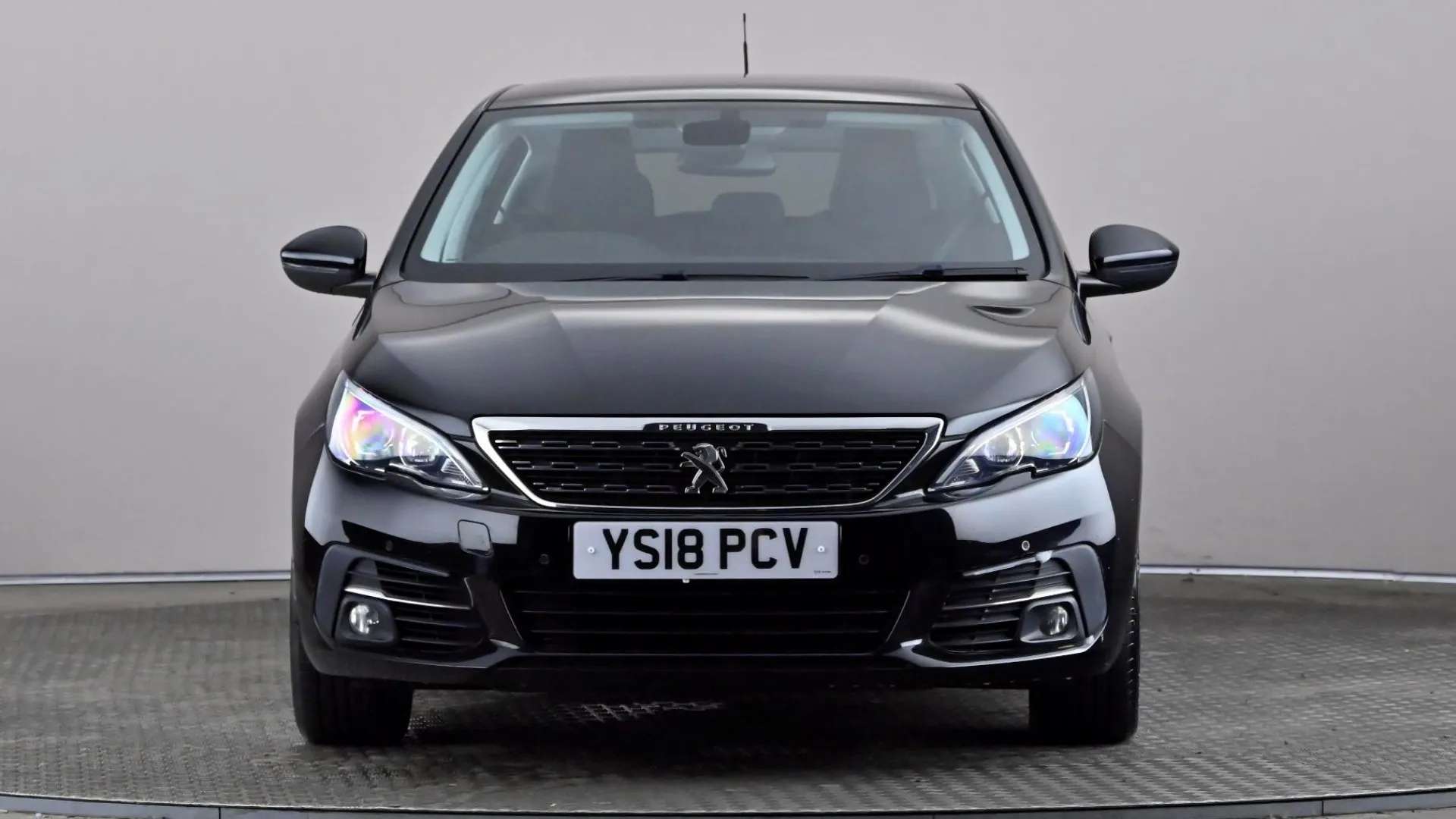 A 2018 PEUGEOT 308 1.2 PureTech 130 Allure A 2018 PEUGEOT 308 1.2 PureTech 130 Allure