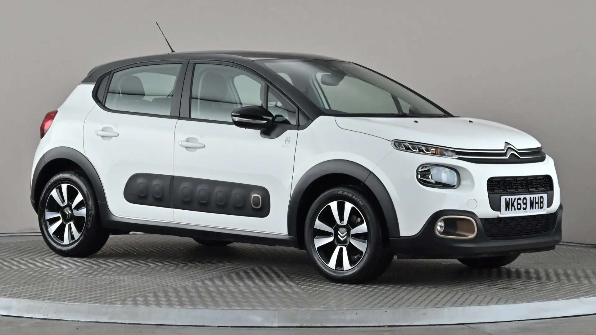 A 2019 CITROEN C3 1.2 PureTech 83 Origins A 2019 CITROEN C3 1.2 PureTech 83 Origins