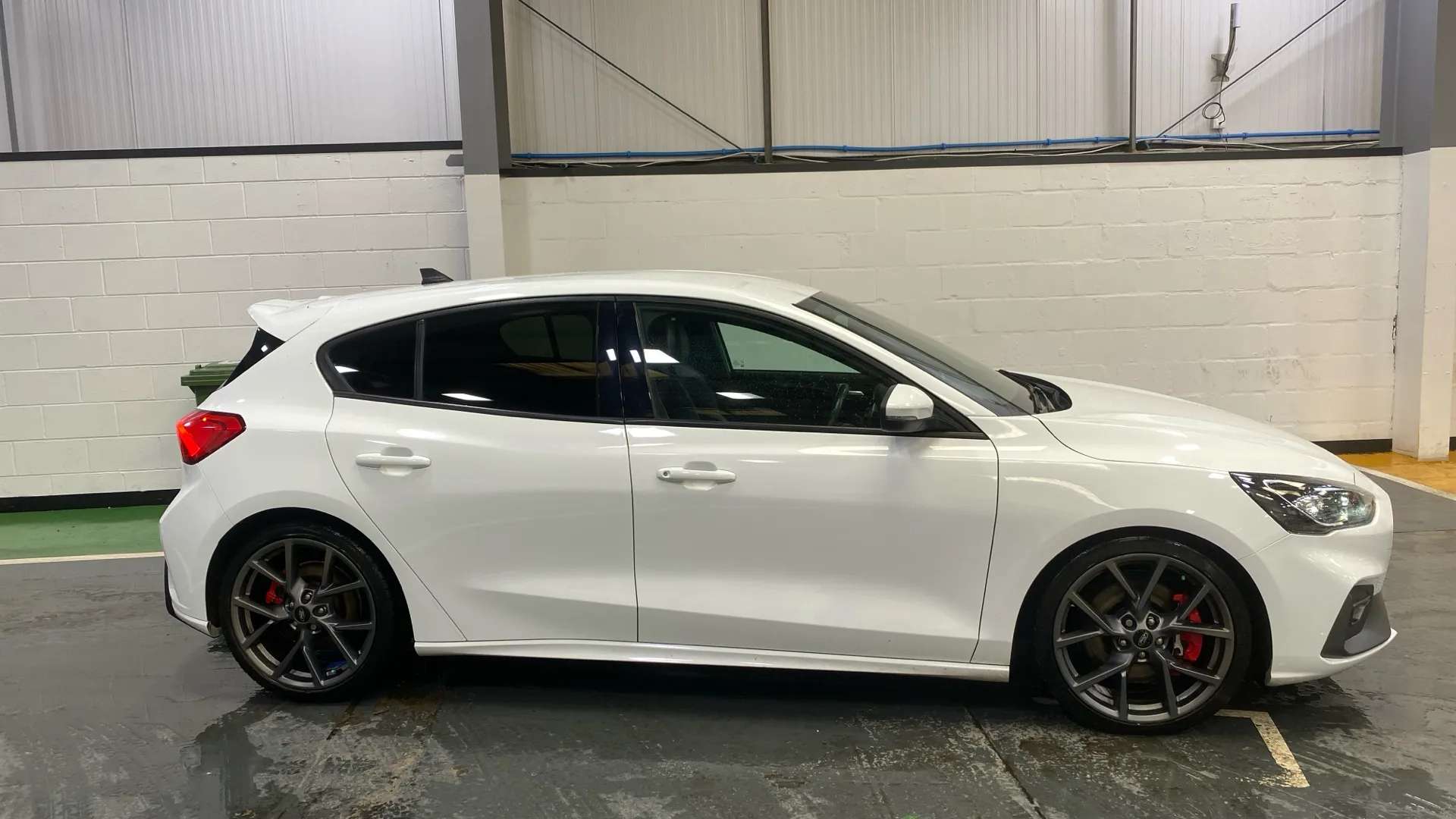 A 2021 FORD FOCUS 2.0 EcoBlue 190 ST A 2021 FORD FOCUS 2.0 EcoBlue 190 ST
