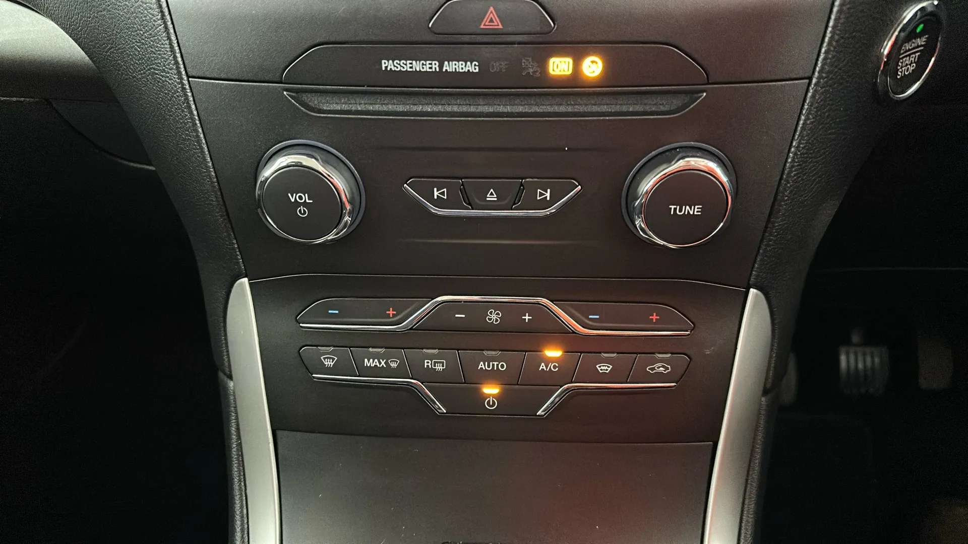 2023 FORD GALAXY 2023 FORD GALAXY