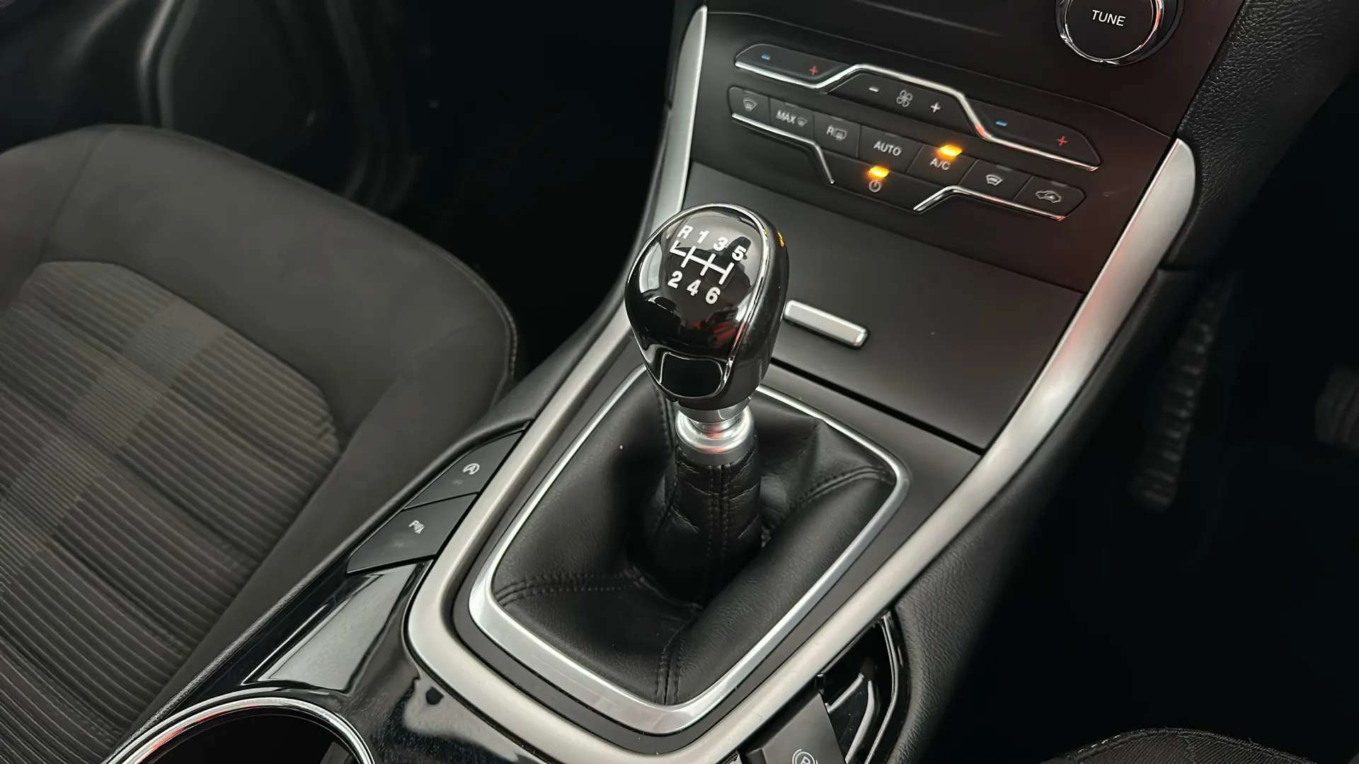 2023 FORD GALAXY 2023 FORD GALAXY