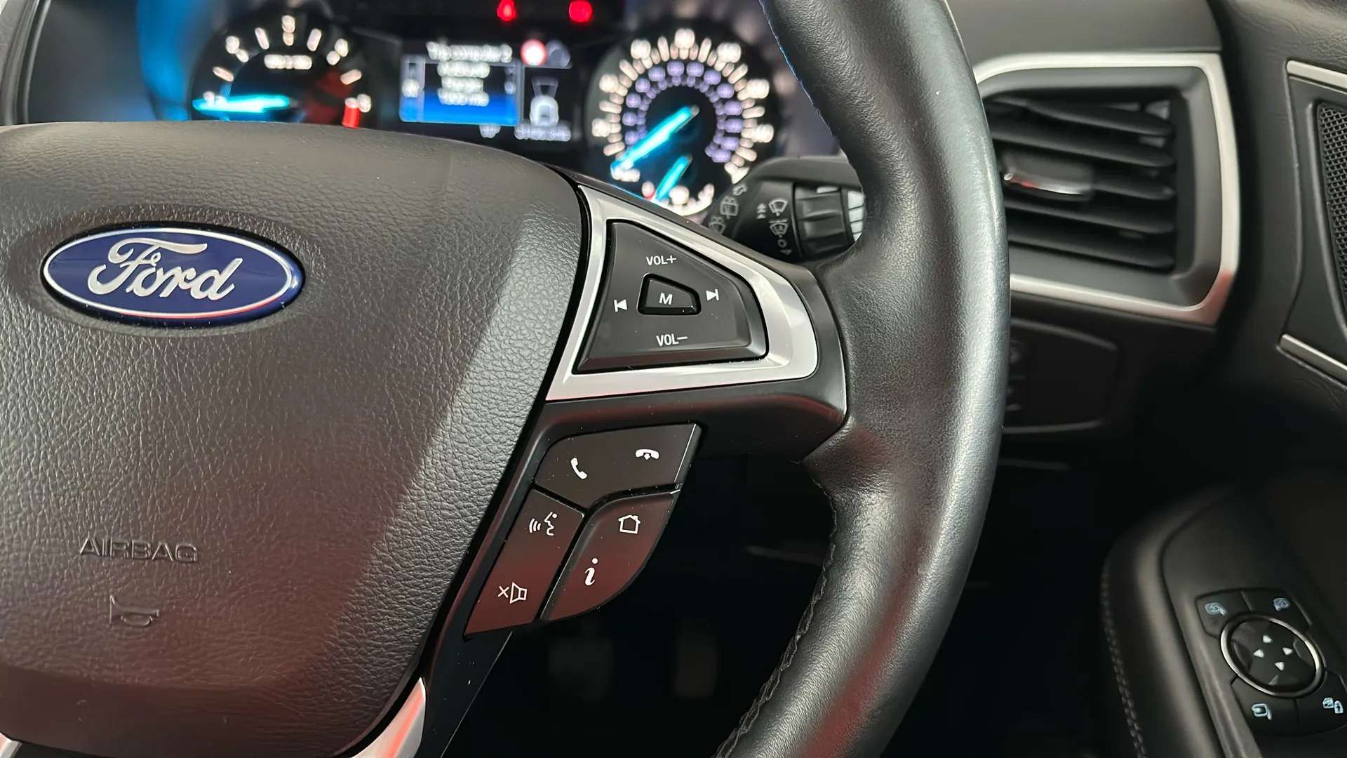 2023 FORD GALAXY 2023 FORD GALAXY