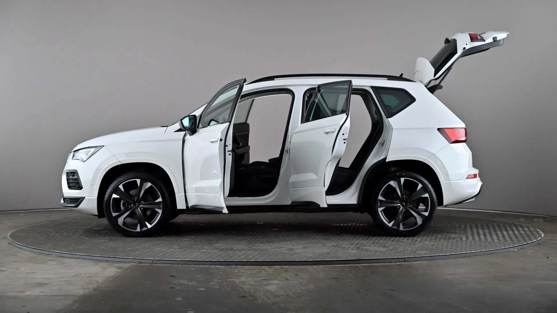 2023 CUPRA ATECA 2023 CUPRA ATECA