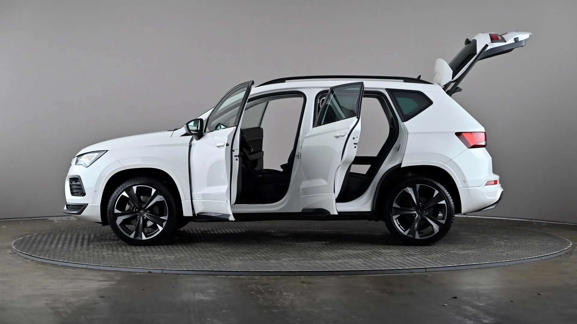 2024 CUPRA ATECA 2024 CUPRA ATECA