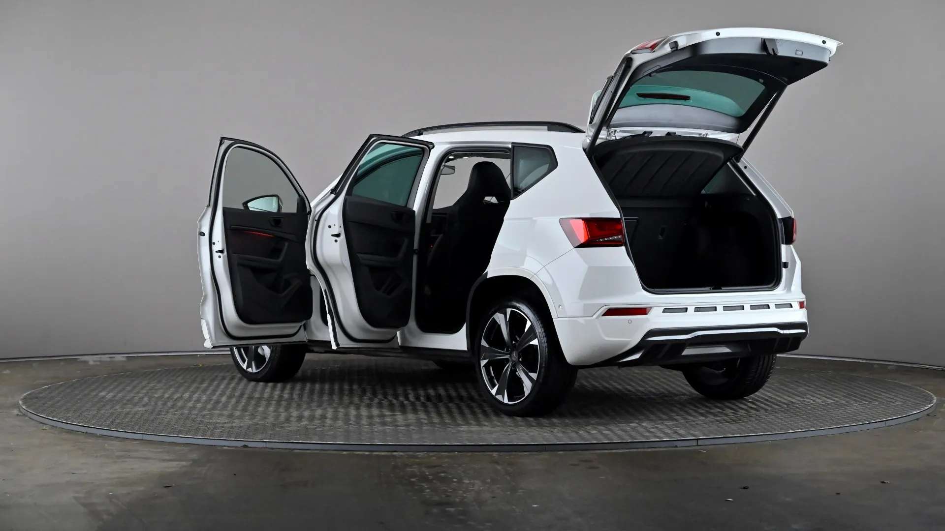 2024 CUPRA ATECA 2024 CUPRA ATECA