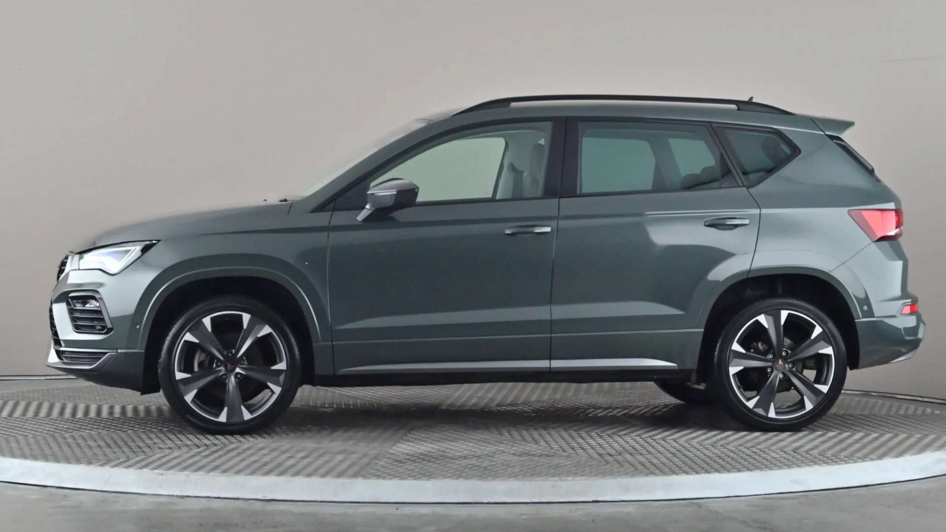 A 2024 CUPRA ATECA 1.5 EcoTSI V2 DSG A 2024 CUPRA ATECA 1.5 EcoTSI V2 DSG