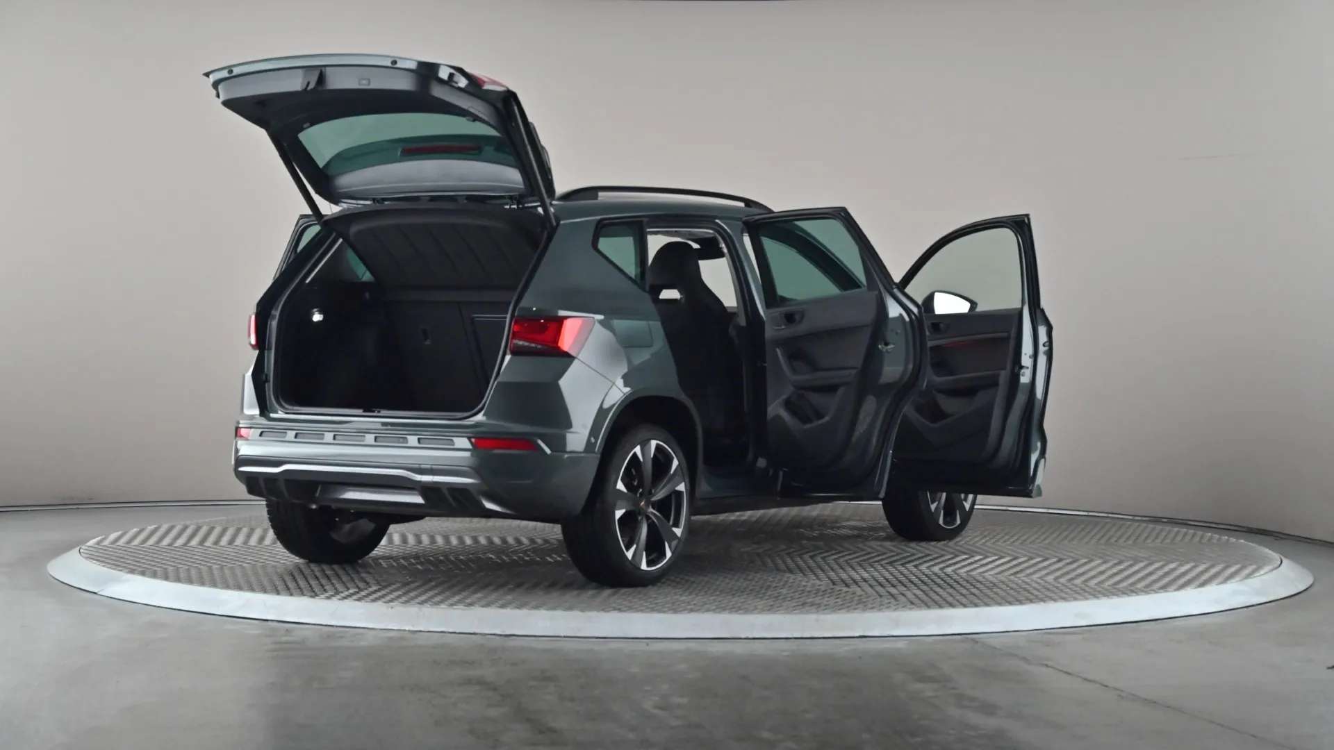 2024 CUPRA ATECA 2024 CUPRA ATECA