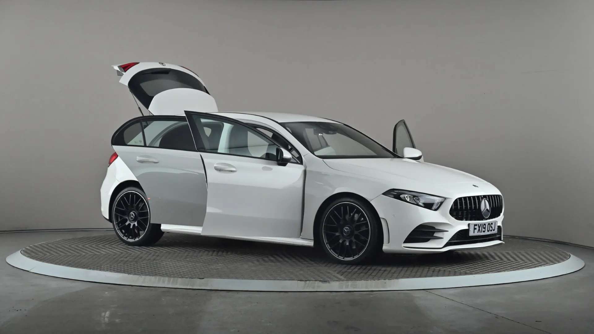 2019 MERCEDES-BENZ A CLASS 2019 MERCEDES-BENZ A CLASS