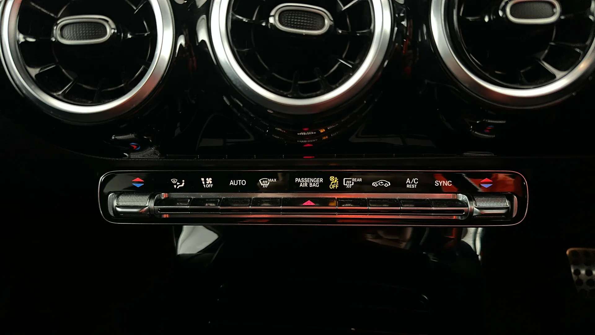 2019 MERCEDES-BENZ A CLASS 2019 MERCEDES-BENZ A CLASS